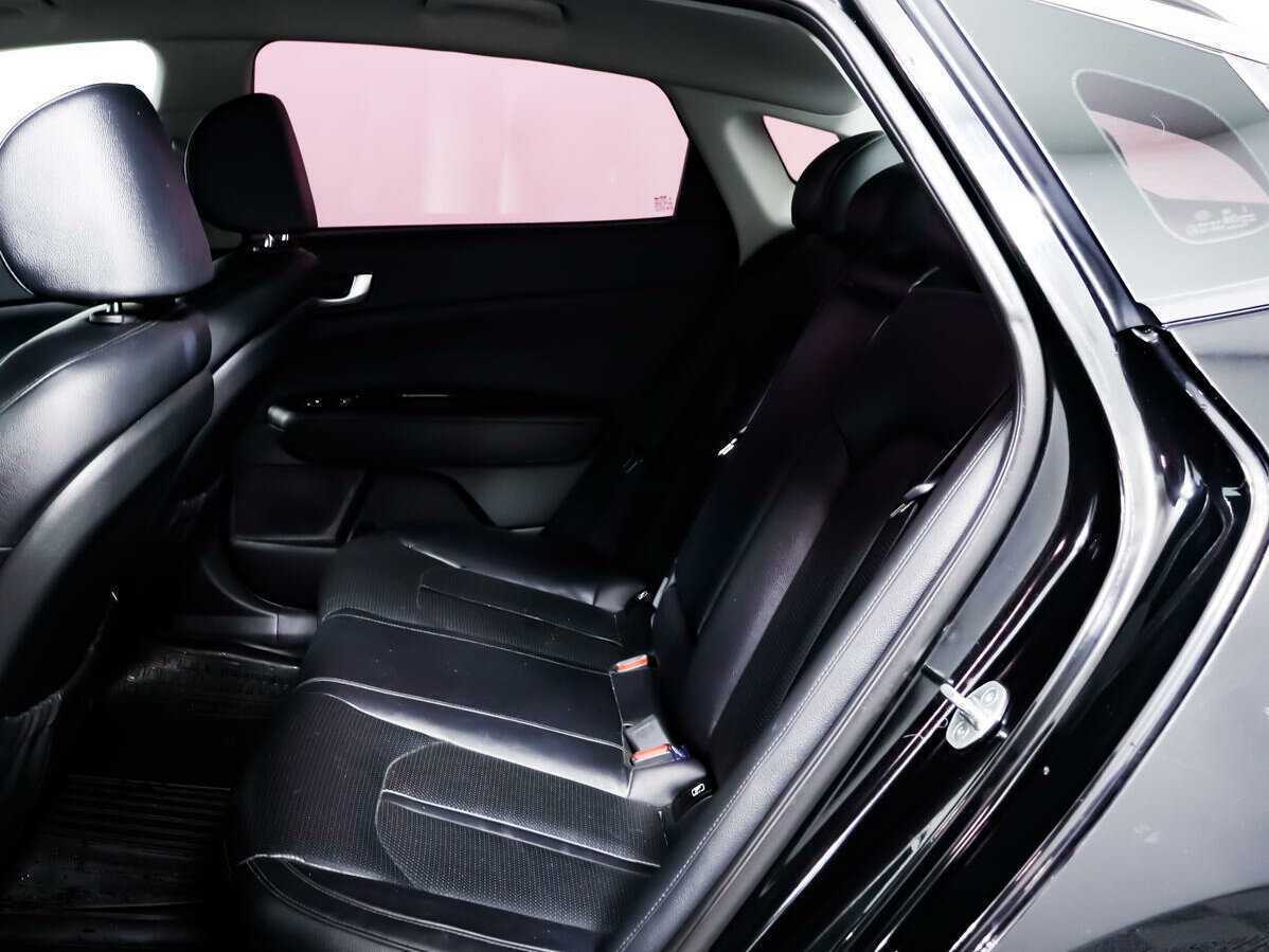 Kia Optima с пробегом — 2017 год. Фото: #9