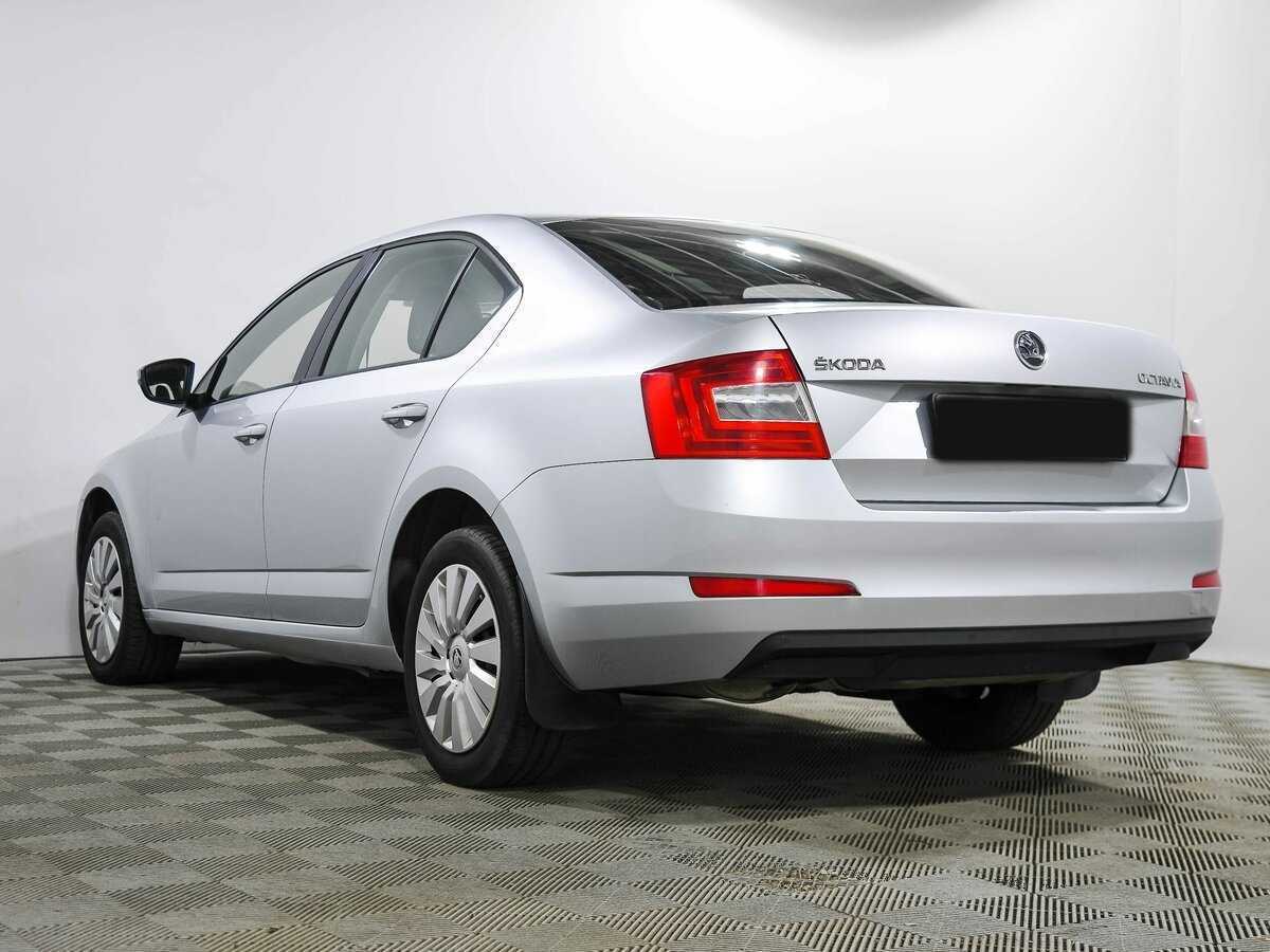 Skoda Octavia с пробегом — 2014 год. Фото: #4