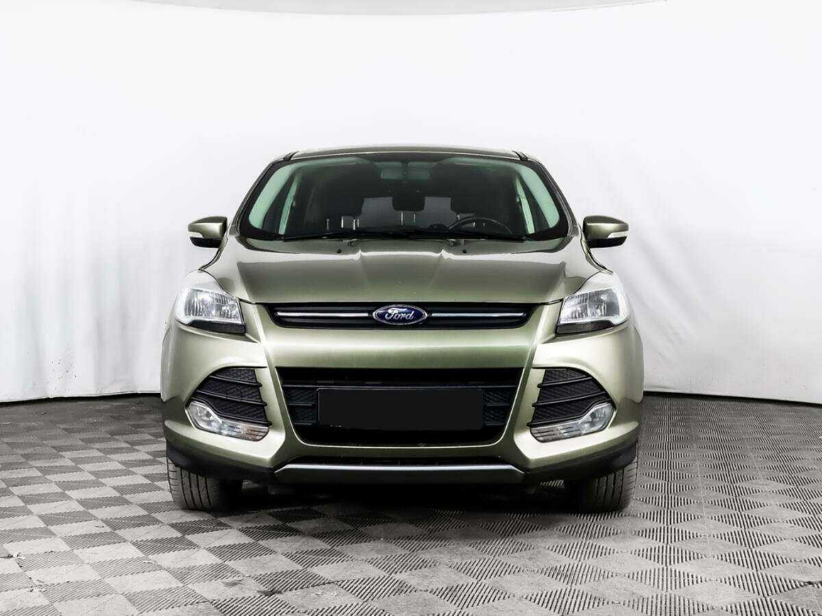Ford Kuga с пробегом — 2014 год. Фото: #1