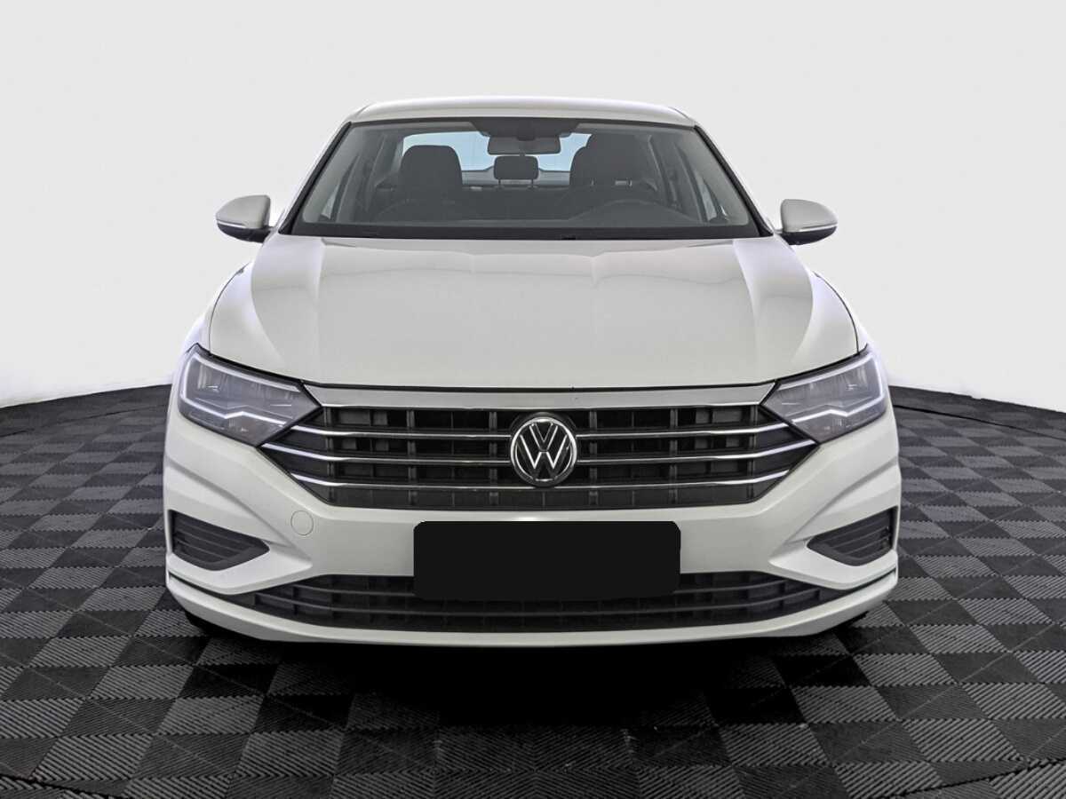 Volkswagen Jetta с пробегом — 2020 год. Фото: #1