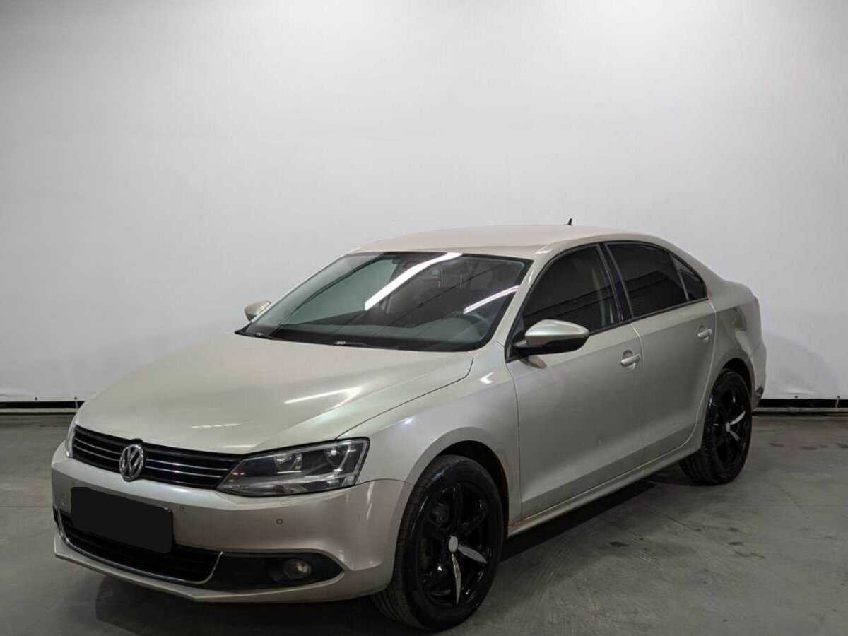 Volkswagen Jetta с пробегом — 2012 год. Фото: #0