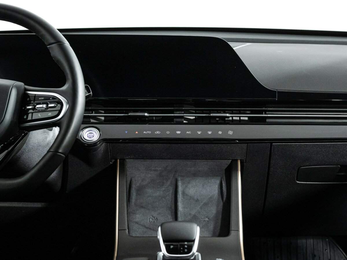 OMODA C5 с пробегом — 2023 год. Фото: #13