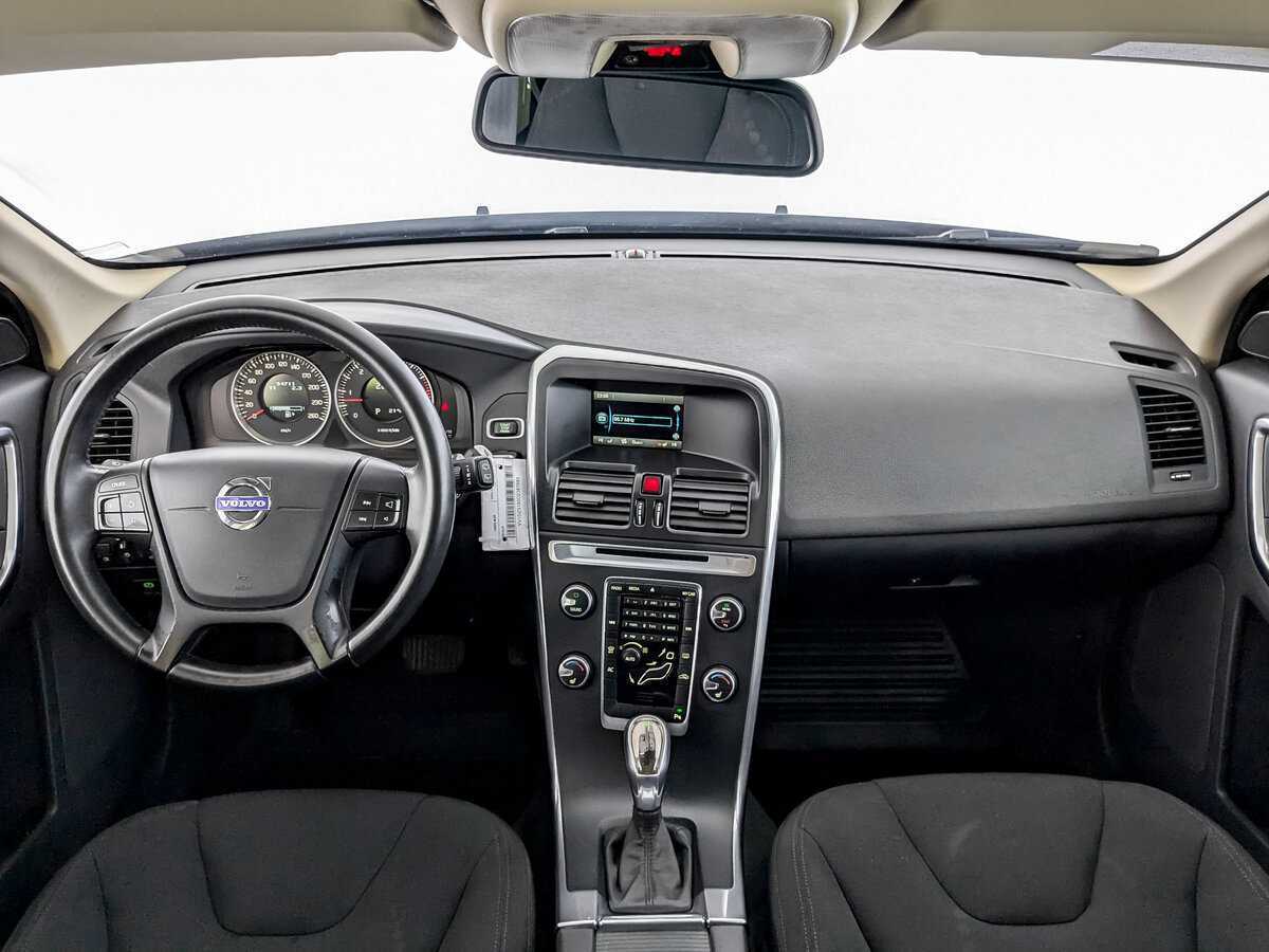 Volvo XC60 с пробегом — 2012 год. Фото: #13