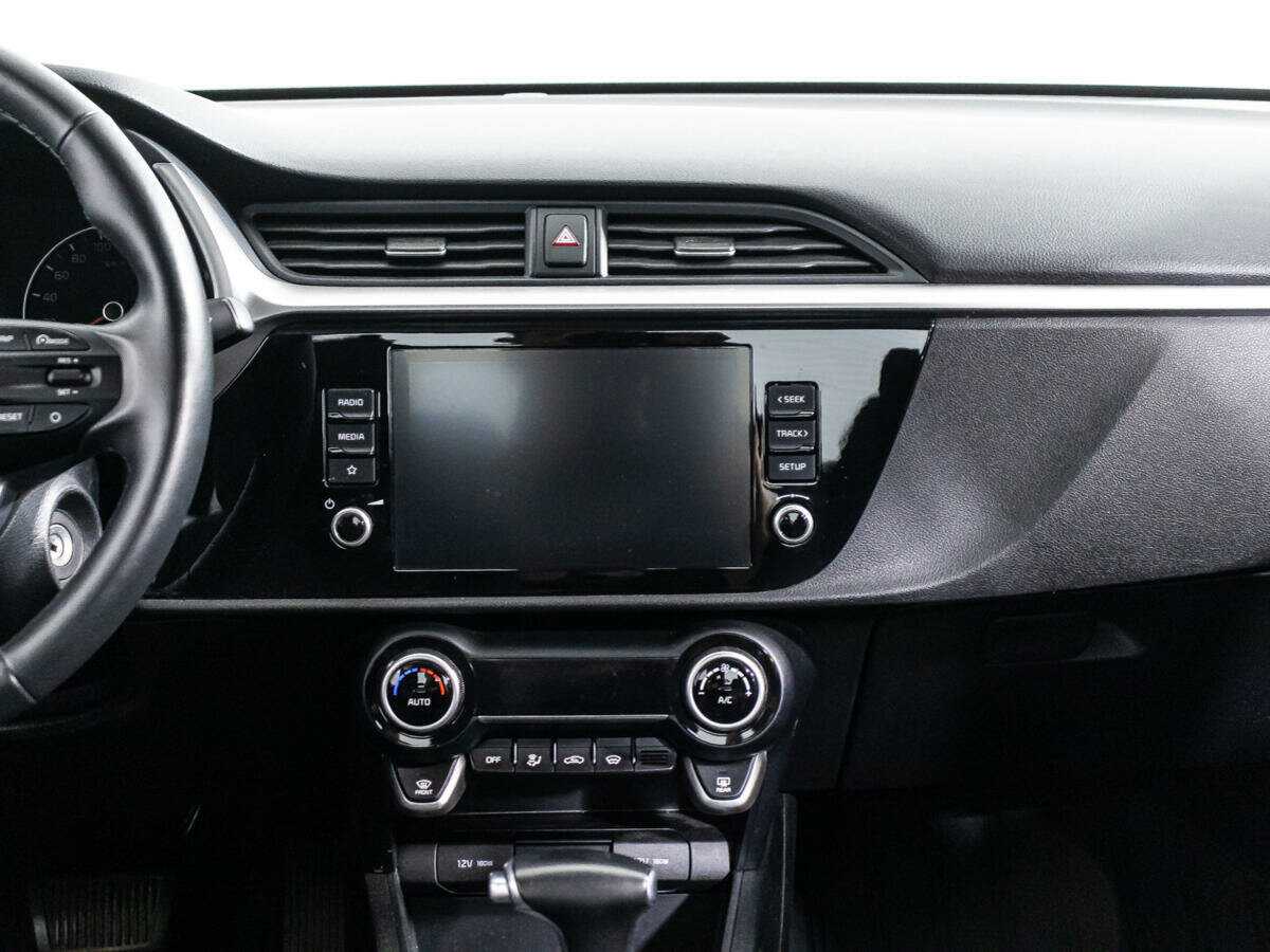 Kia Rio с пробегом — 2021 год. Фото: #13