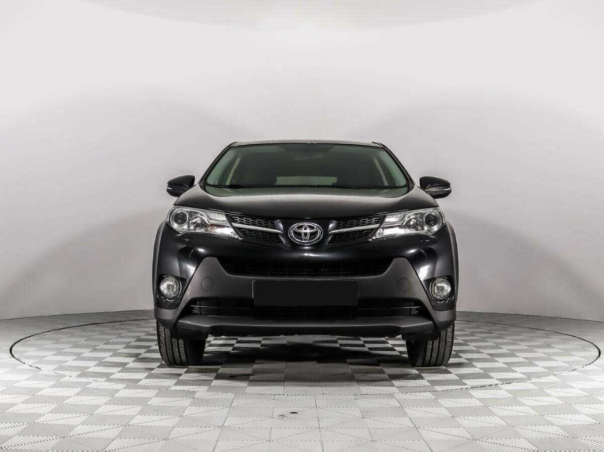 Toyota RAV4 с пробегом — 2013 год. Фото: #1