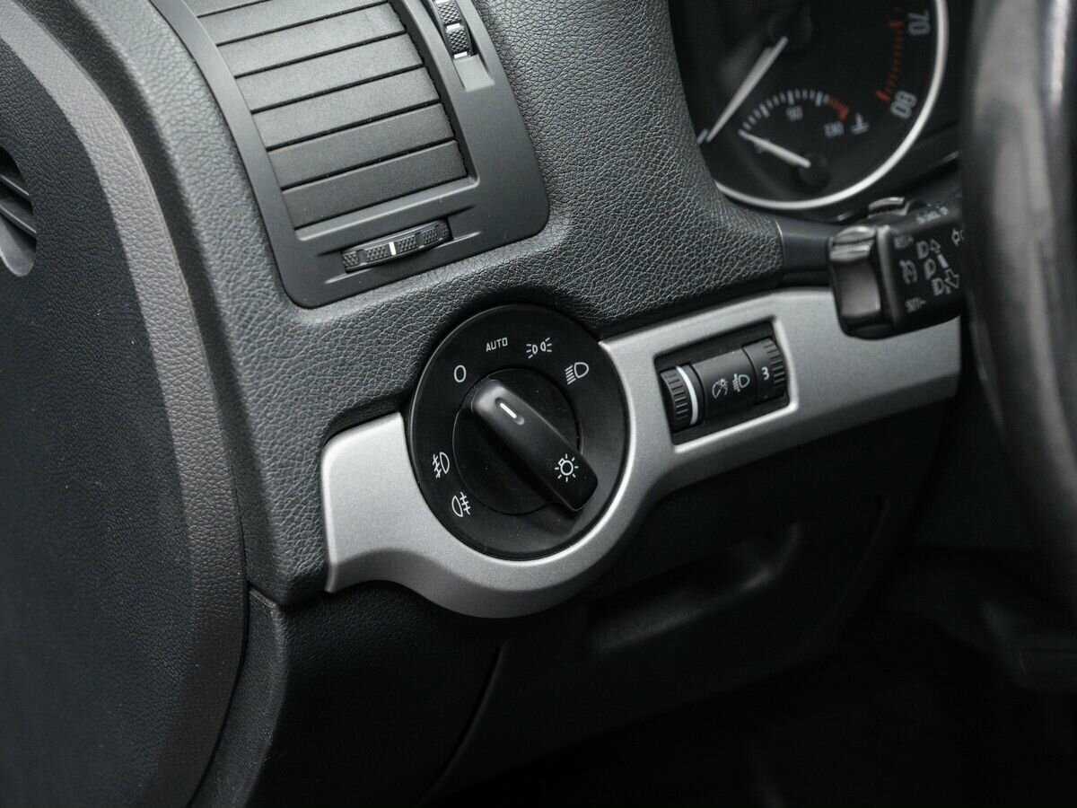 Skoda Octavia с пробегом — 2012 год. Фото: #14