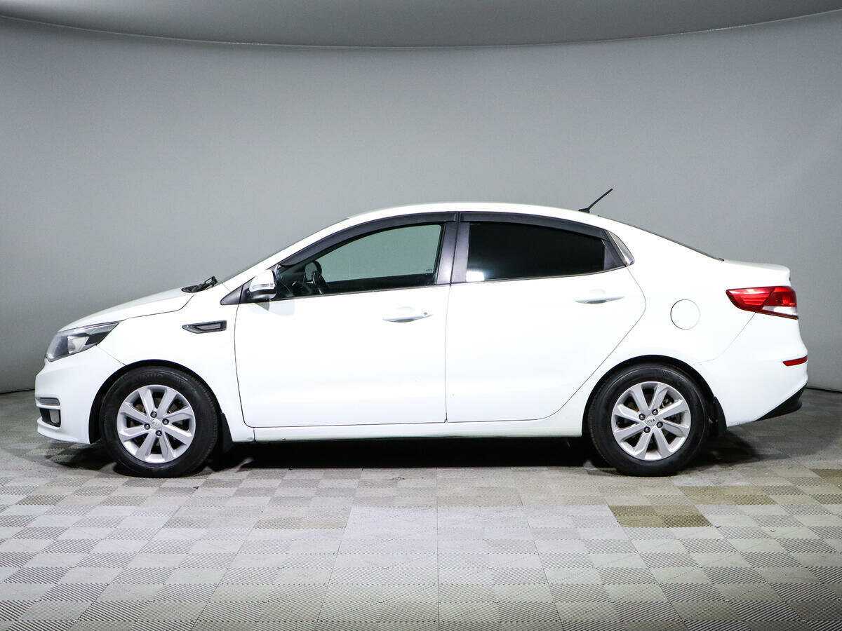 Kia Rio с пробегом — 2016 год. Фото: #7