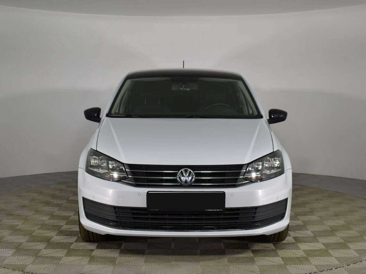 Volkswagen Polo с пробегом — 2019 год. Фото: #2
