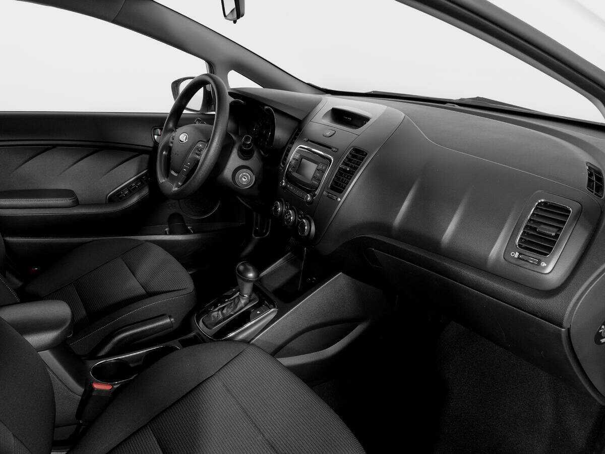 Kia Cerato с пробегом — 2019 год. Фото: #8