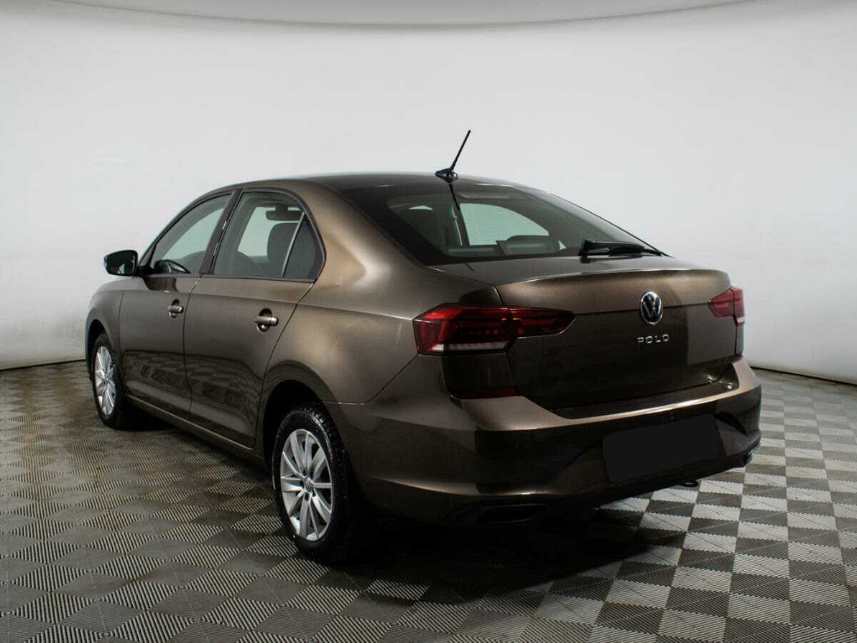 Volkswagen Polo с пробегом — 2022 год. Фото: #6