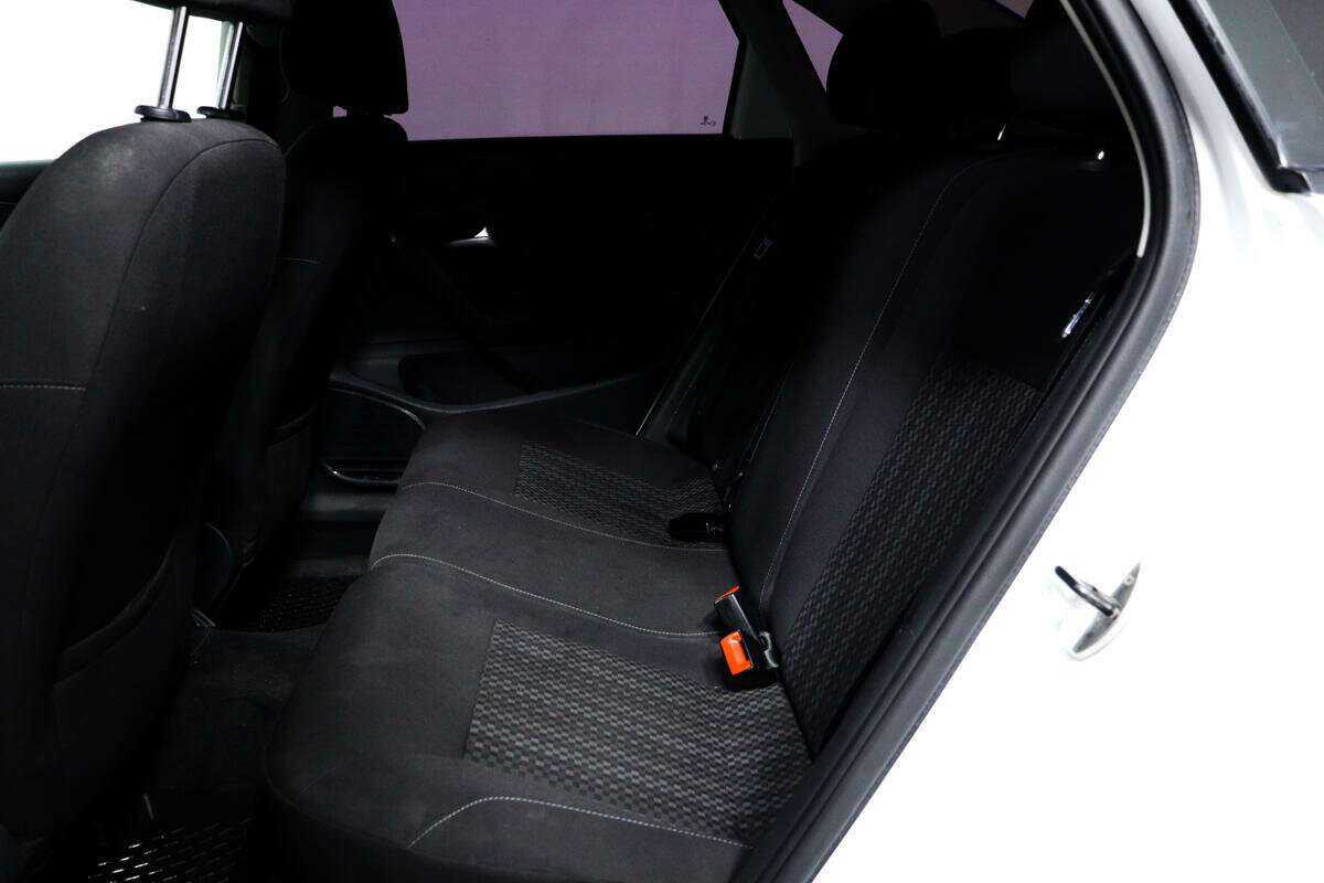 Volkswagen Polo с пробегом — 2016 год. Фото: #11