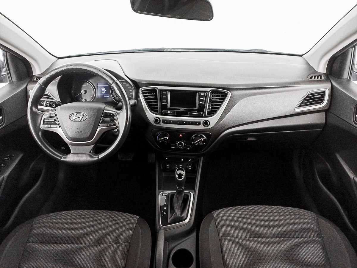 Hyundai Solaris с пробегом — 2017 год. Фото: #11