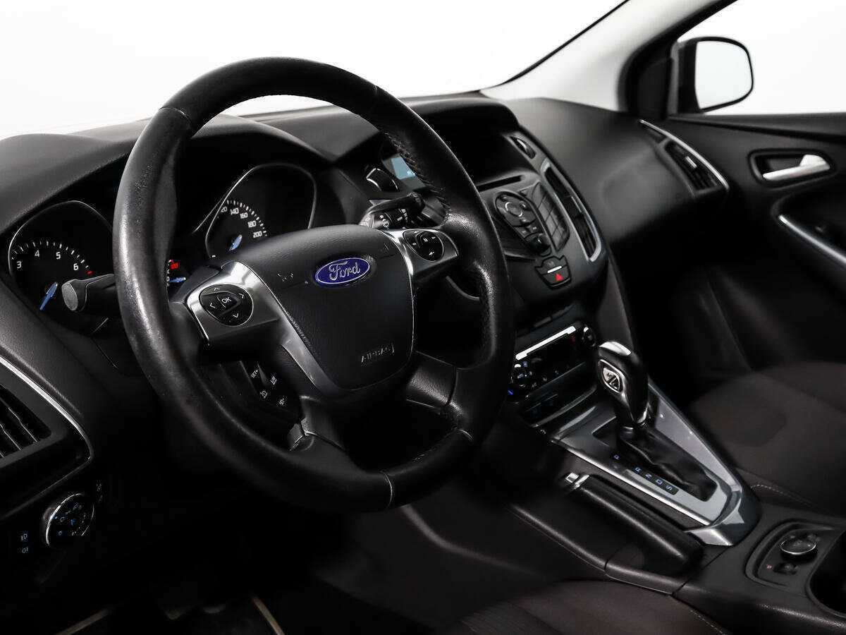 Ford Focus с пробегом — 2013 год. Фото: #7