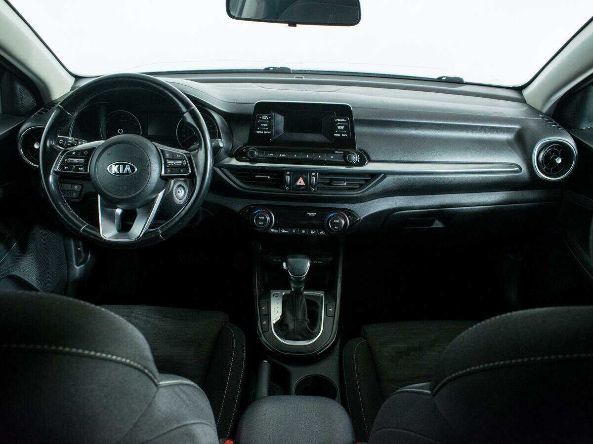 Kia Cerato с пробегом — 2018 год. Фото: #9