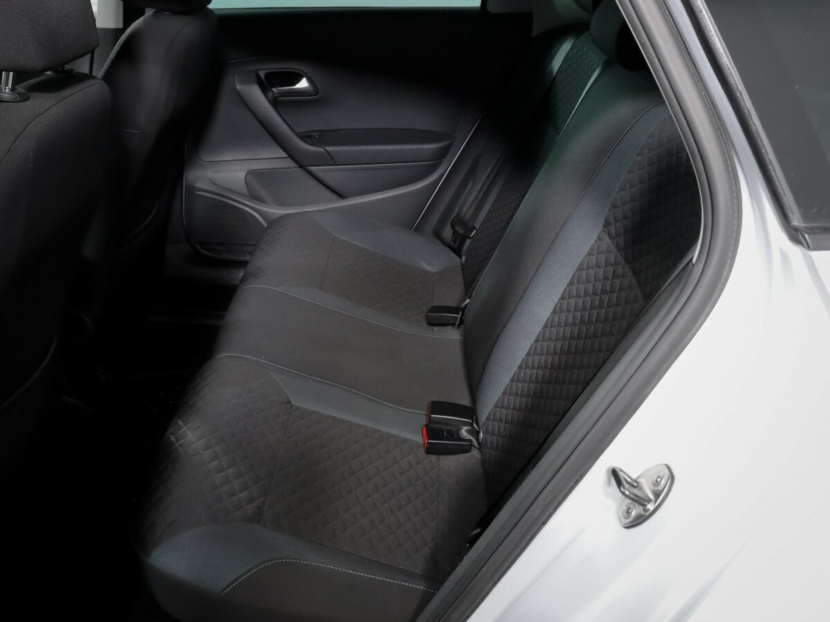 Volkswagen Polo с пробегом — 2019 год. Фото: #7