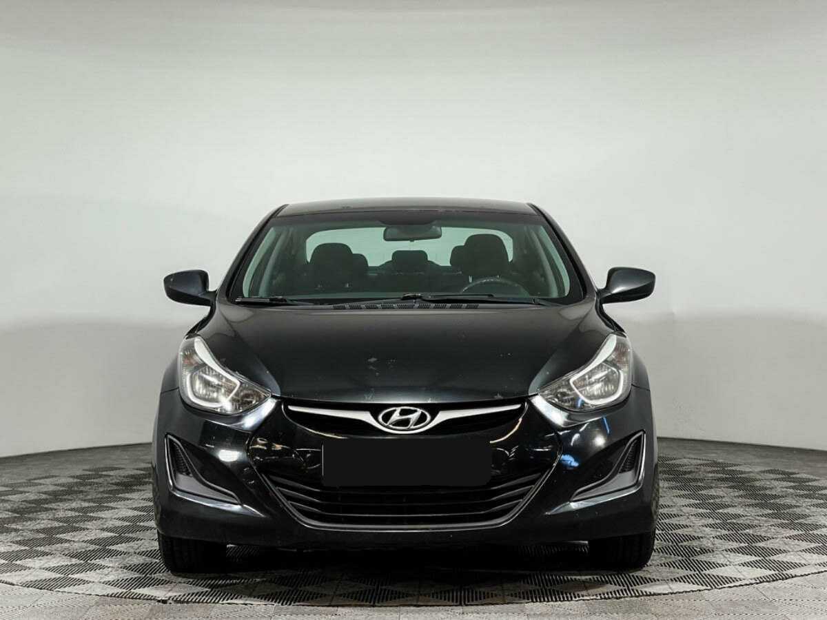 Hyundai Elantra с пробегом — 2015 год. Фото: #1