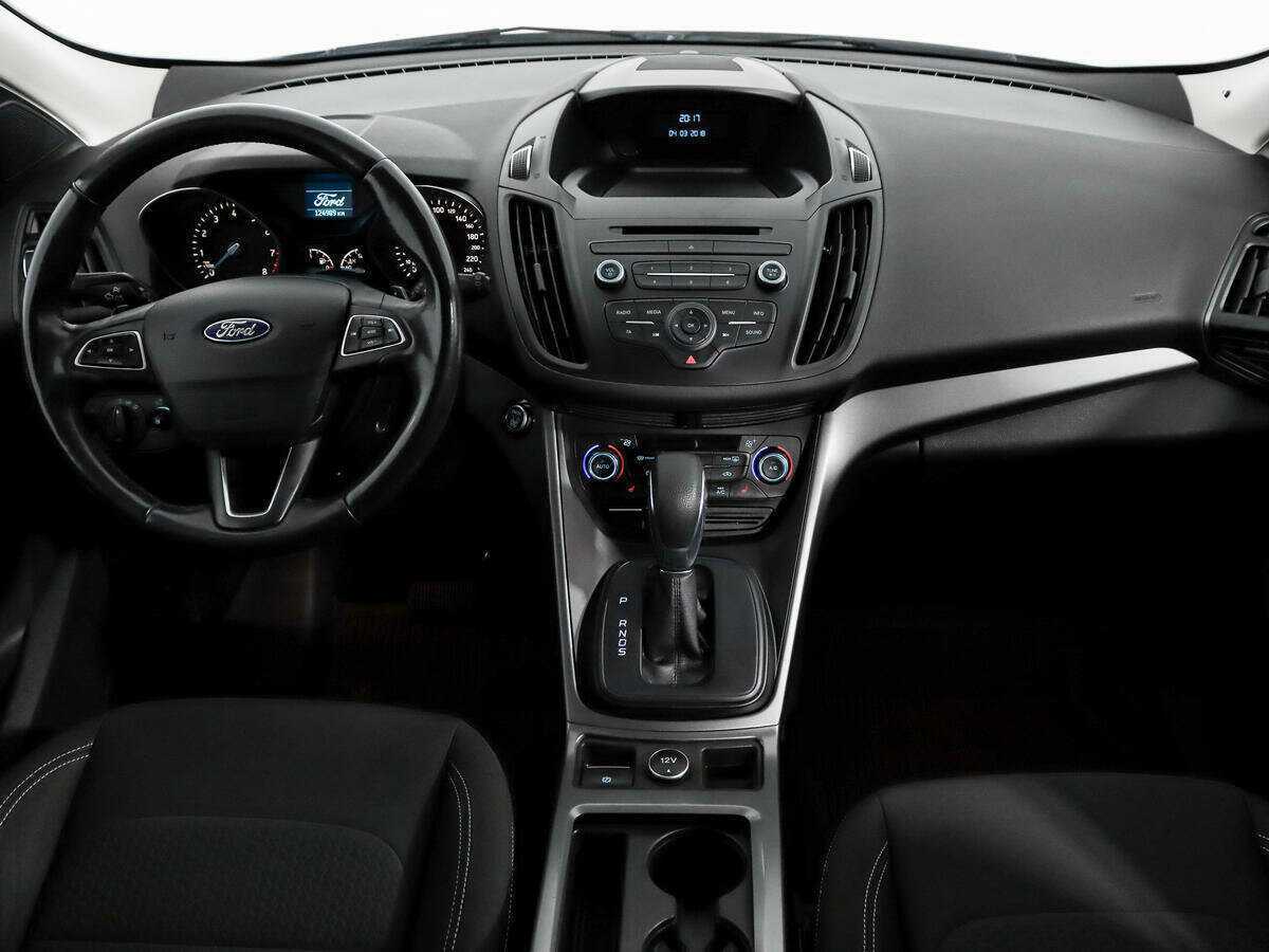 Ford Kuga с пробегом — 2018 год. Фото: #12