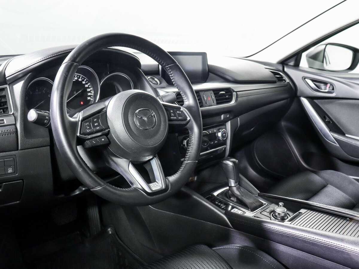 Mazda 6 с пробегом — 2017 год. Фото: #13