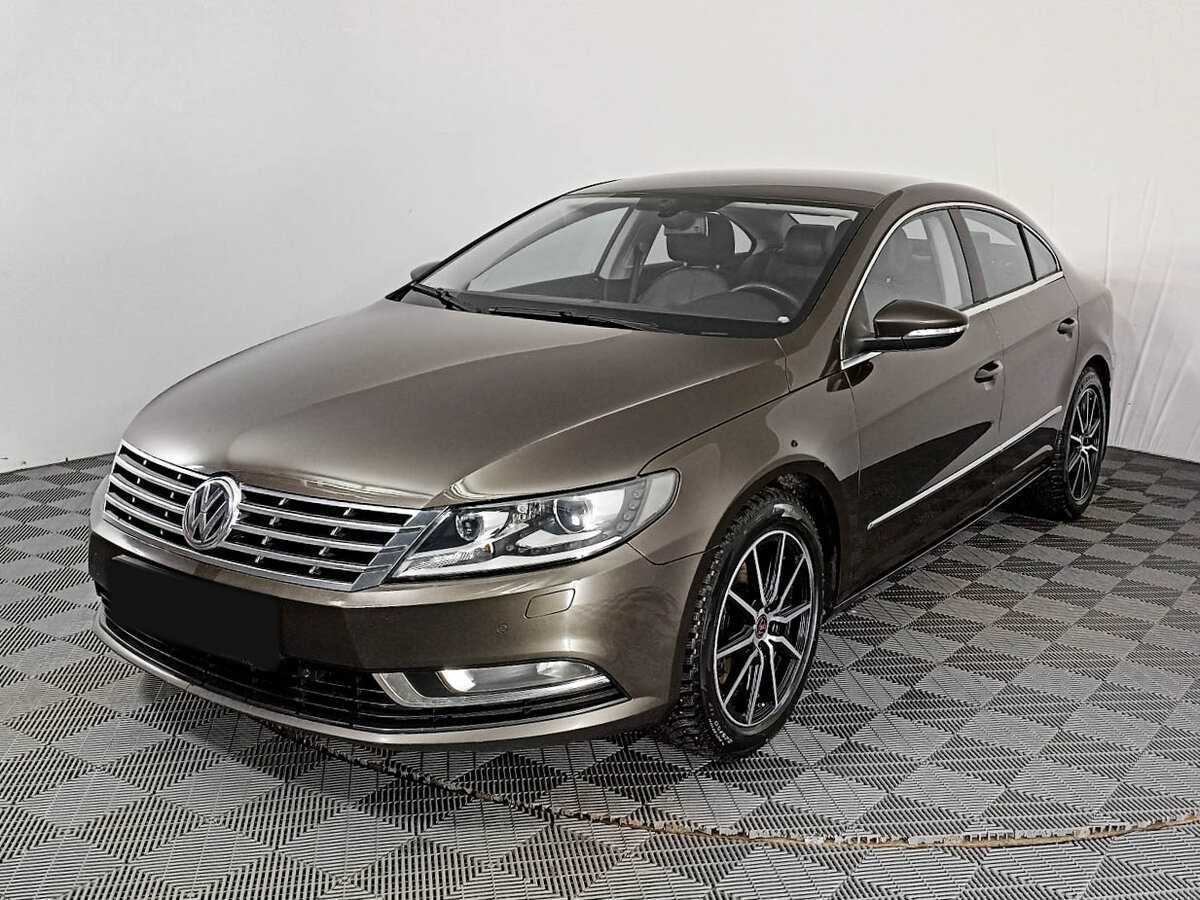 Volkswagen Passat CC с пробегом — 2013 год. Фото: #0