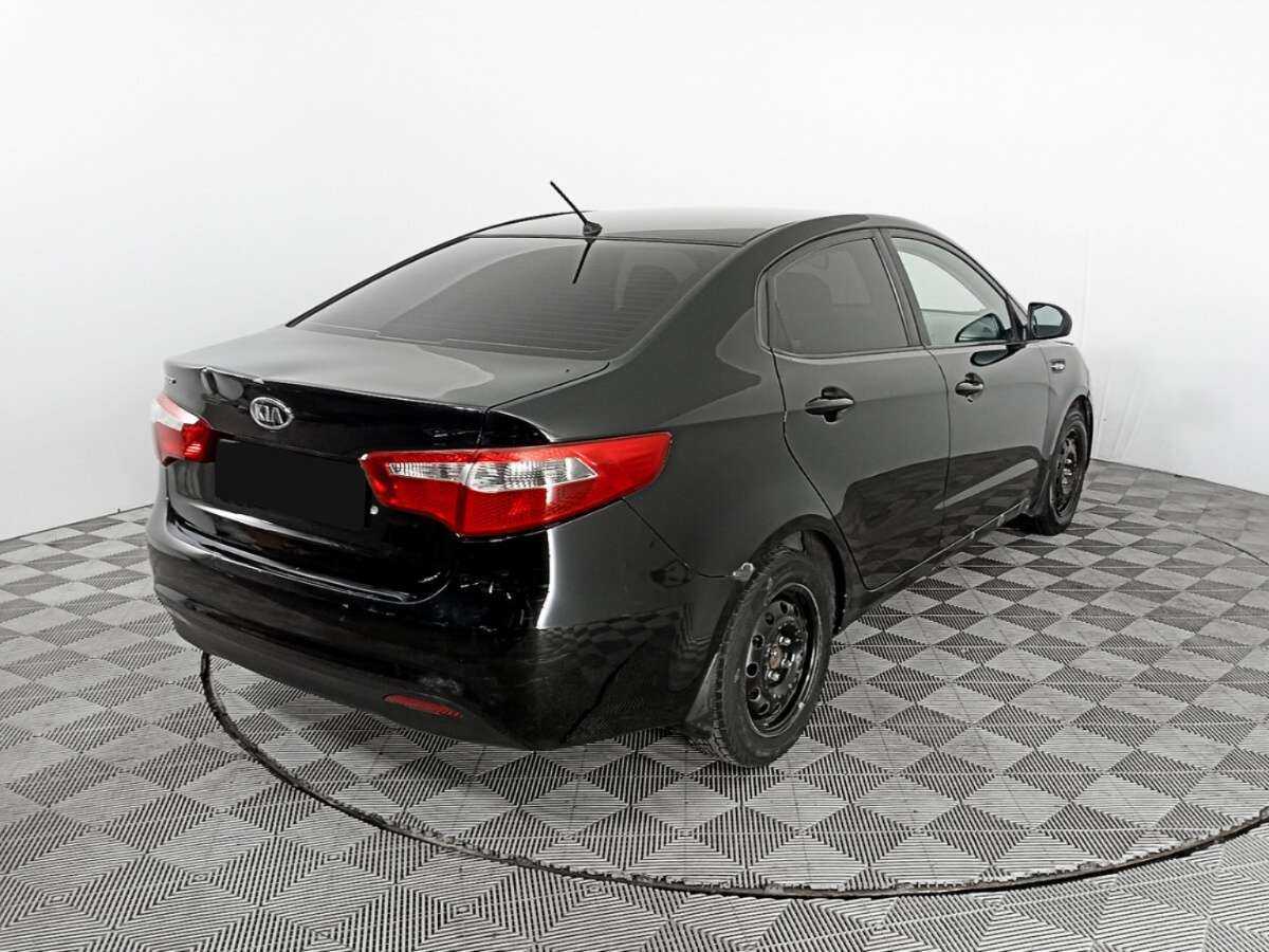 Kia Rio с пробегом — 2012 год. Фото: #4