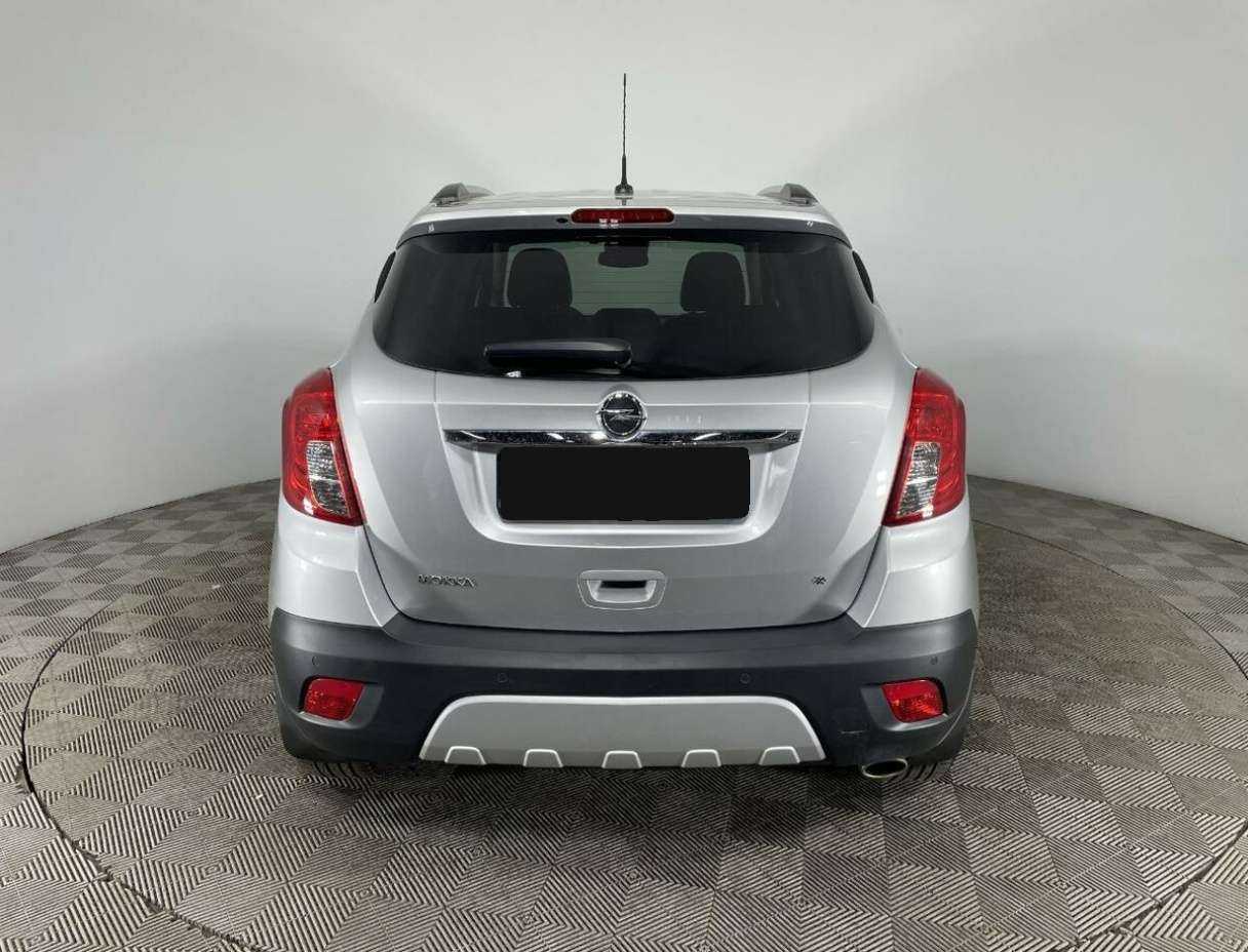 Opel Mokka с пробегом — 2014 год. Фото: #2