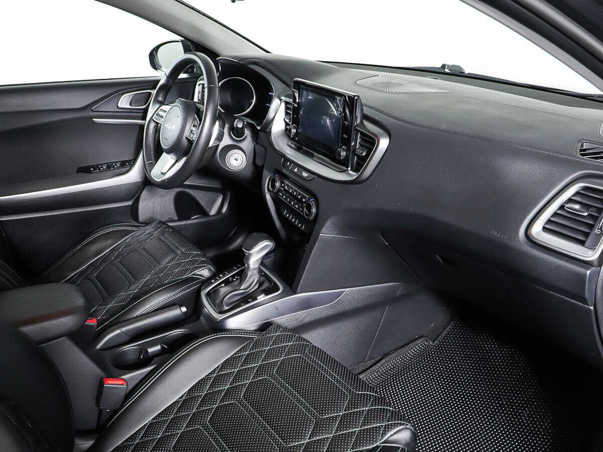 Kia Ceed с пробегом — 2021 год. Фото: #8