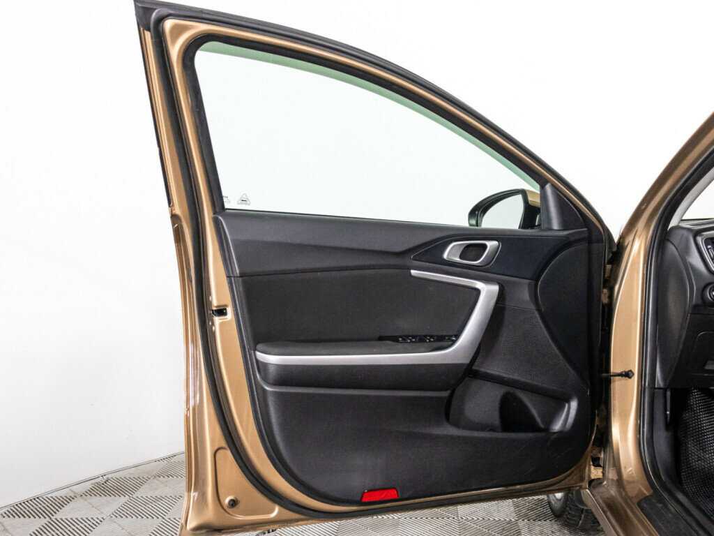 Kia Ceed с пробегом — 2021 год. Фото: #21