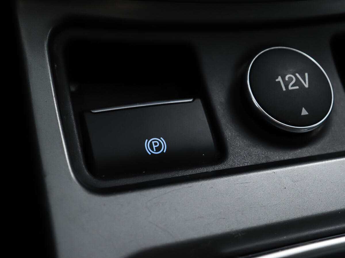 Ford Kuga с пробегом — 2017 год. Фото: #16