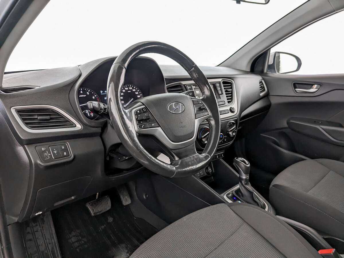 Hyundai Solaris с пробегом — 2018 год. Фото: #15