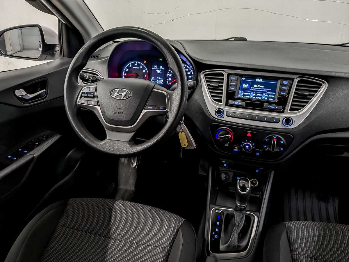 Hyundai Solaris с пробегом — 2021 год. Фото: #27