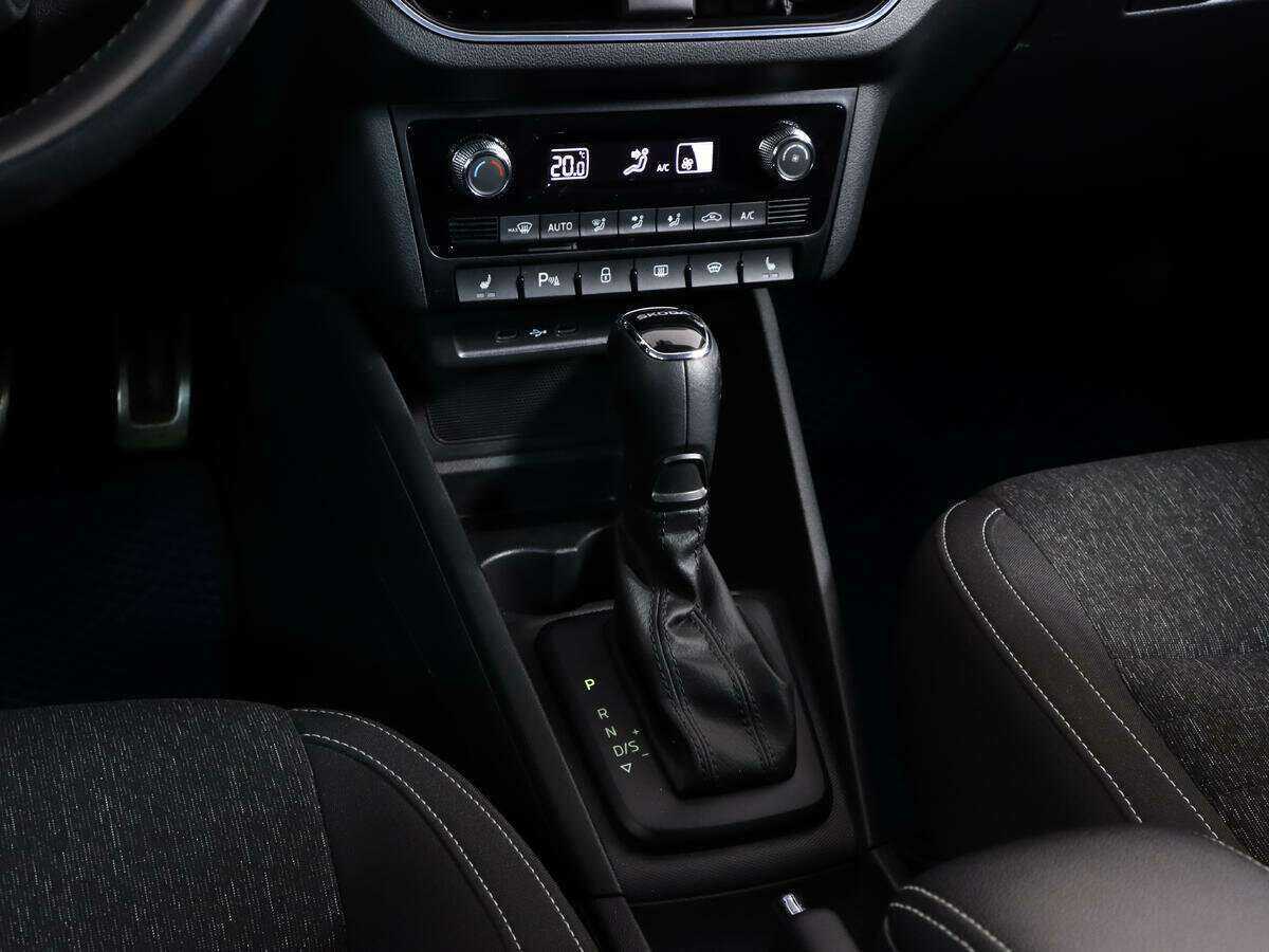 Skoda Rapid с пробегом — 2020 год. Фото: #13