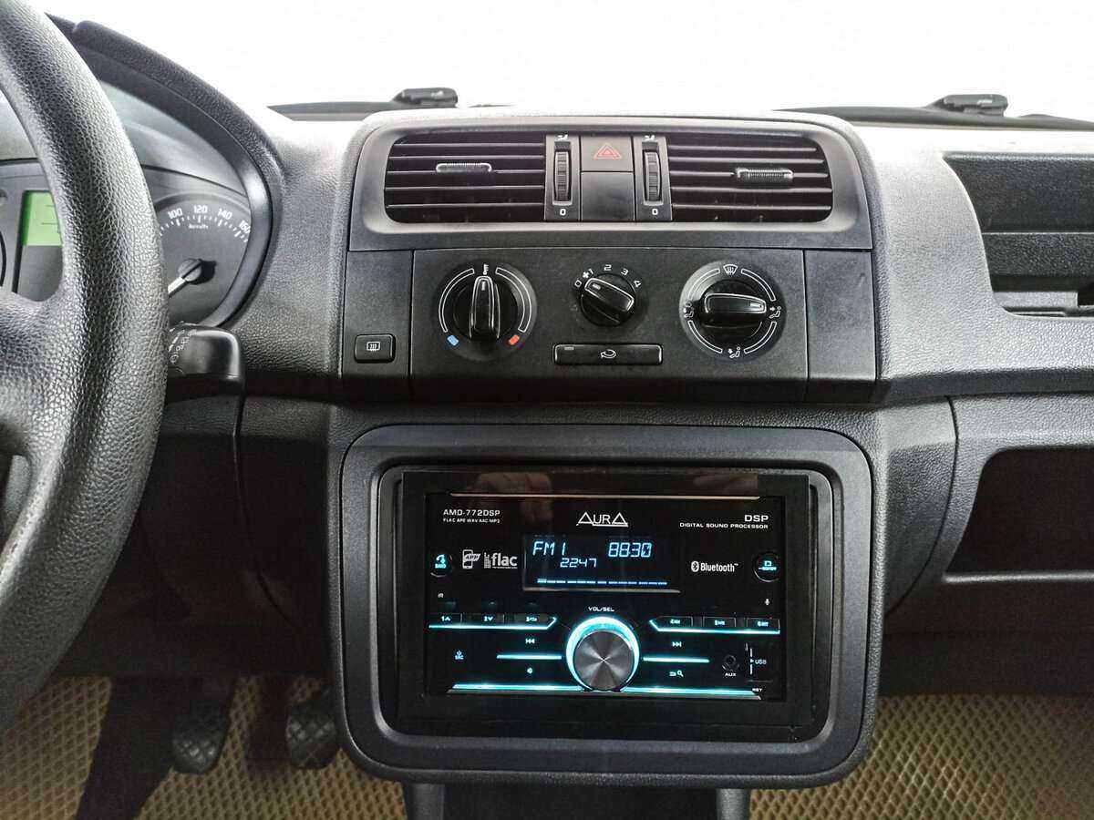 Skoda Fabia с пробегом — 2012 год. Фото: #12