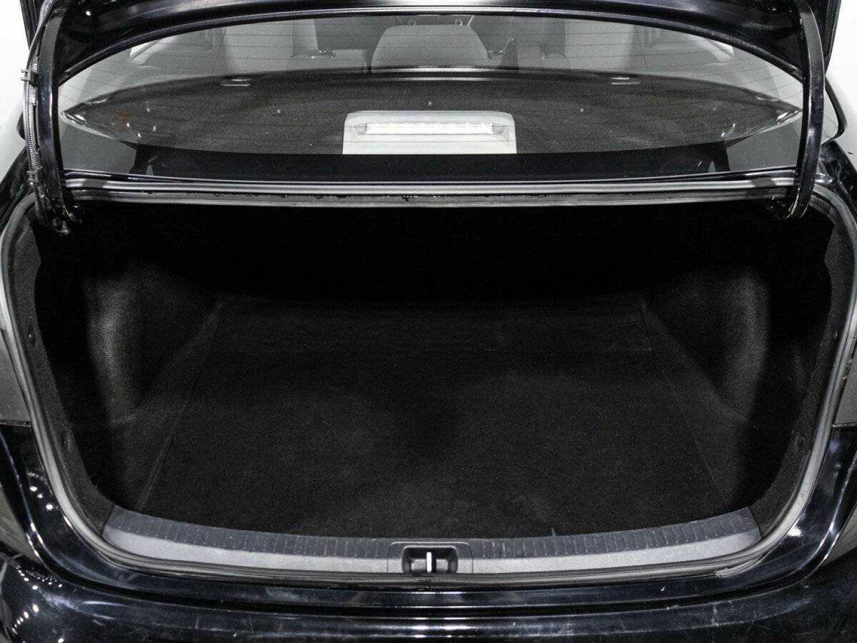 Toyota Corolla с пробегом — 2020 год. Фото: #13