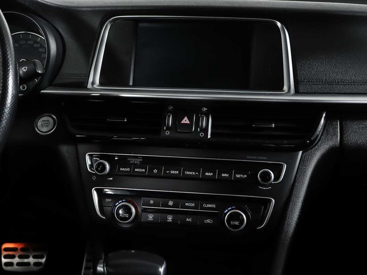 Kia Optima с пробегом — 2018 год. Фото: #11