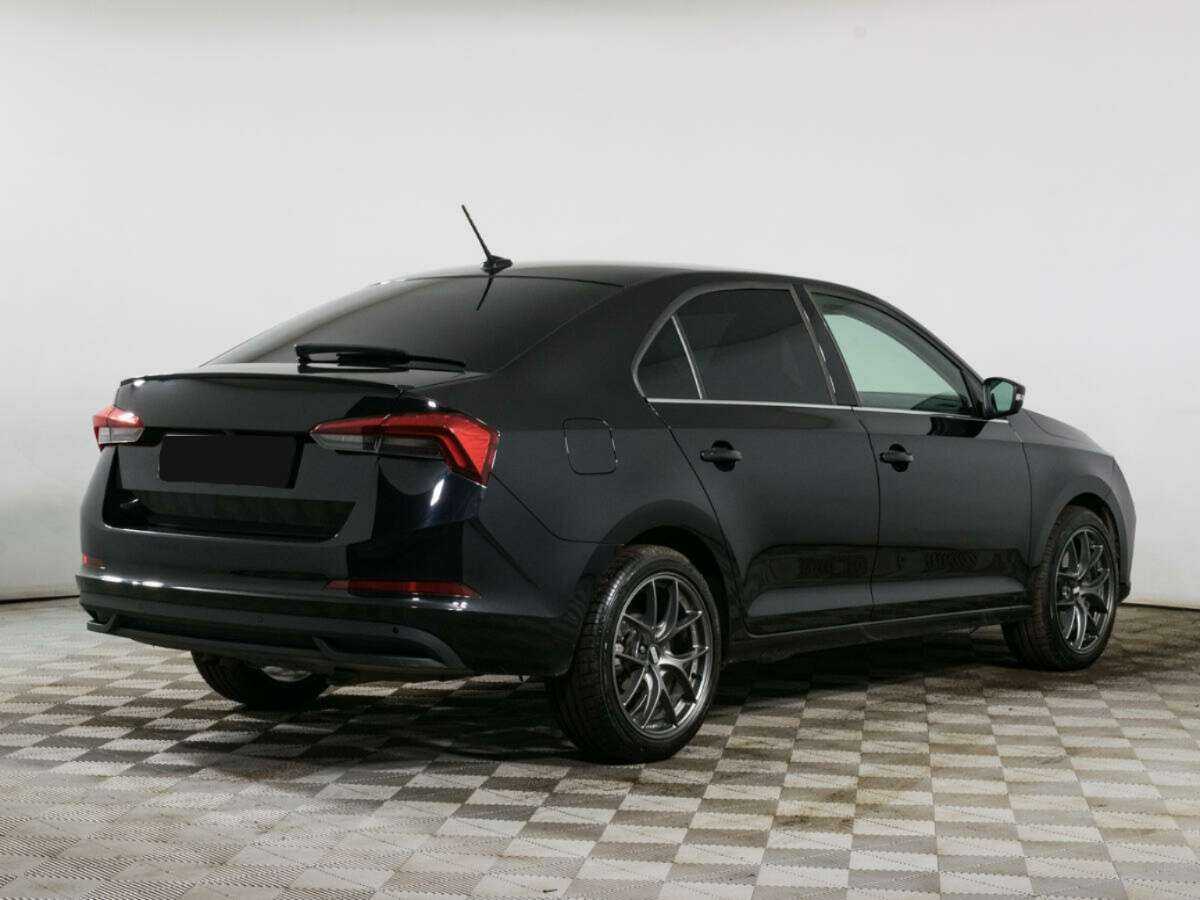 Skoda Rapid с пробегом — 2021 год. Фото: #3