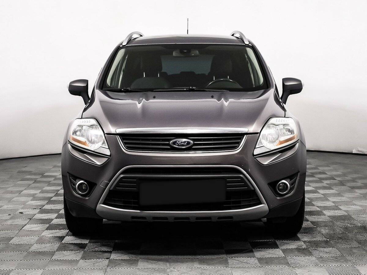 Ford Kuga с пробегом — 2012 год. Фото: #1