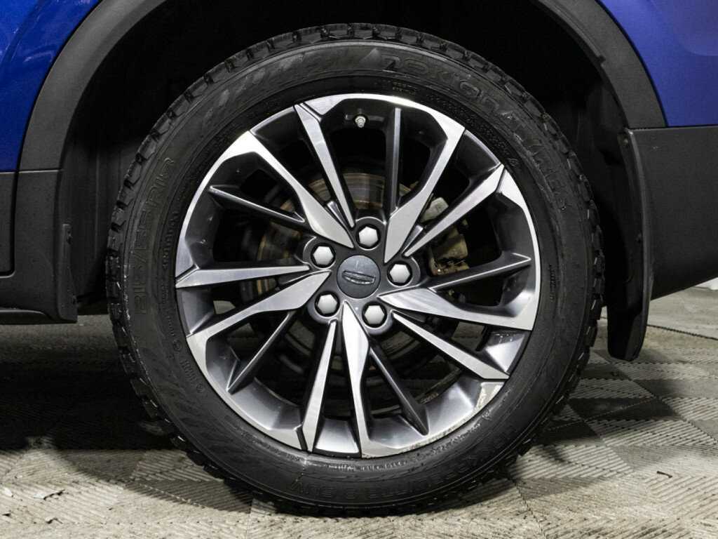 Geely Coolray с пробегом — 2022 год. Фото: #19