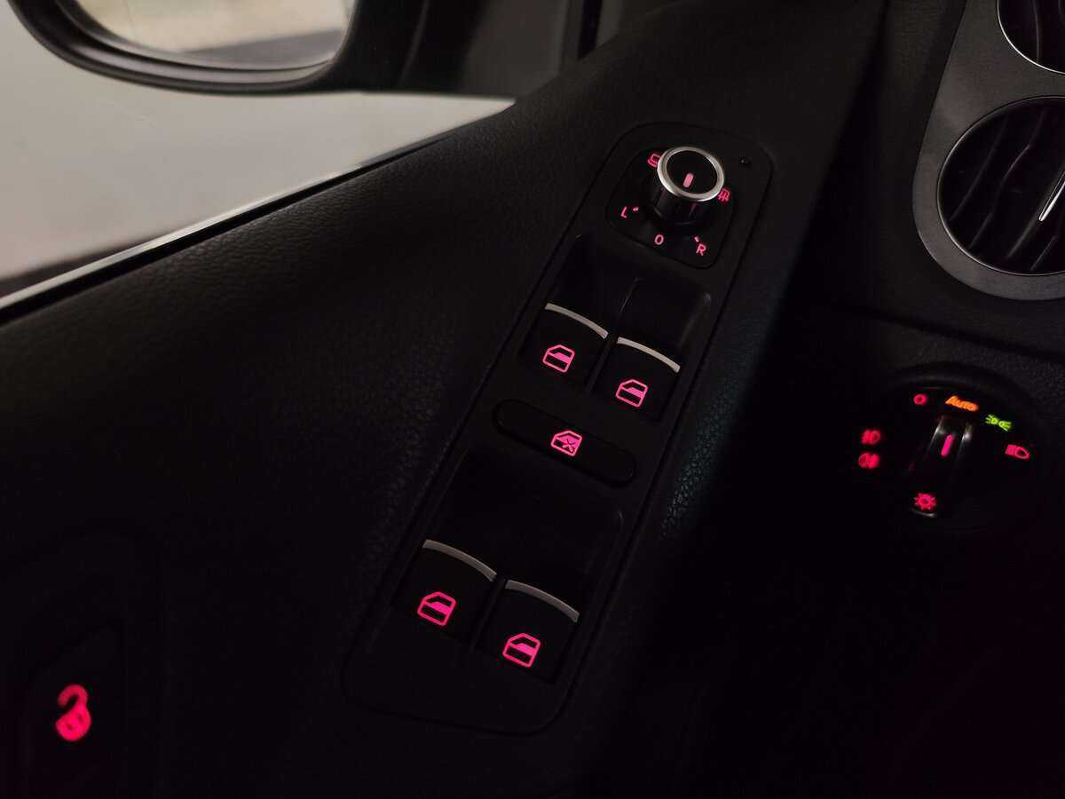 Volkswagen Tiguan с пробегом — 2012 год. Фото: #18