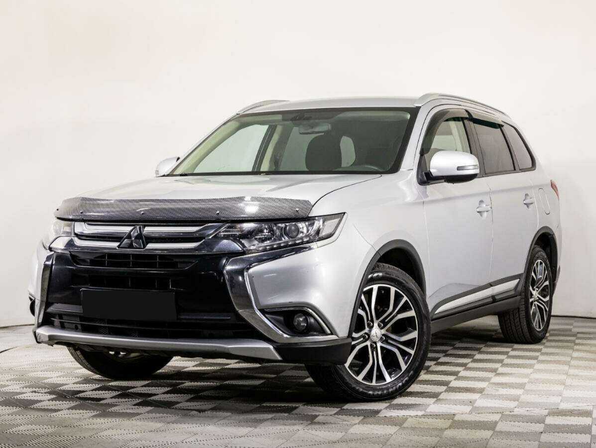Mitsubishi Outlander с пробегом — 2018 год. Фото: #0