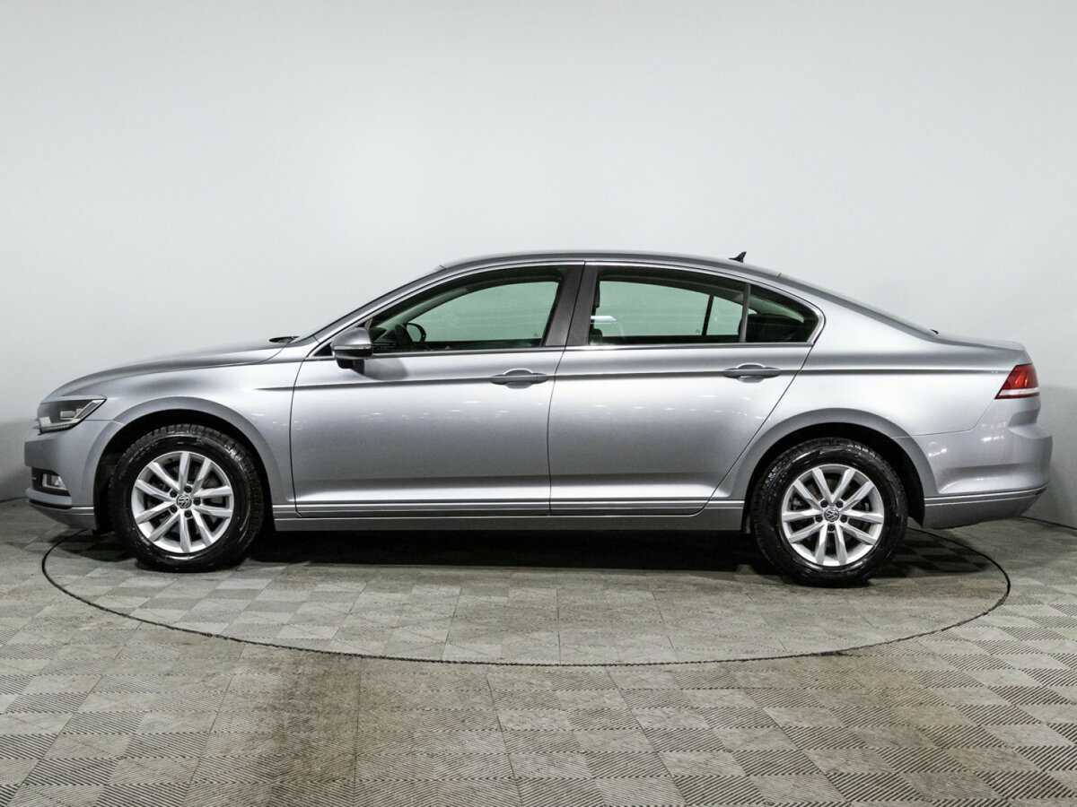 Volkswagen Passat с пробегом — 2017 год. Фото: #7