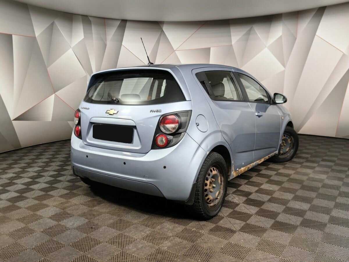 Chevrolet Aveo с пробегом — 2012 год. Фото: #1