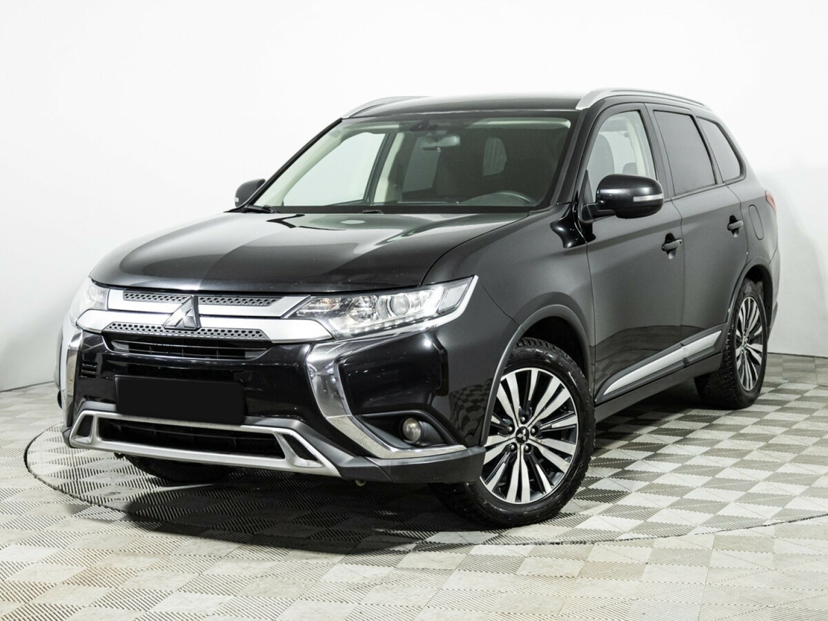 Mitsubishi Outlander с пробегом — 2018 год. Фото: #0