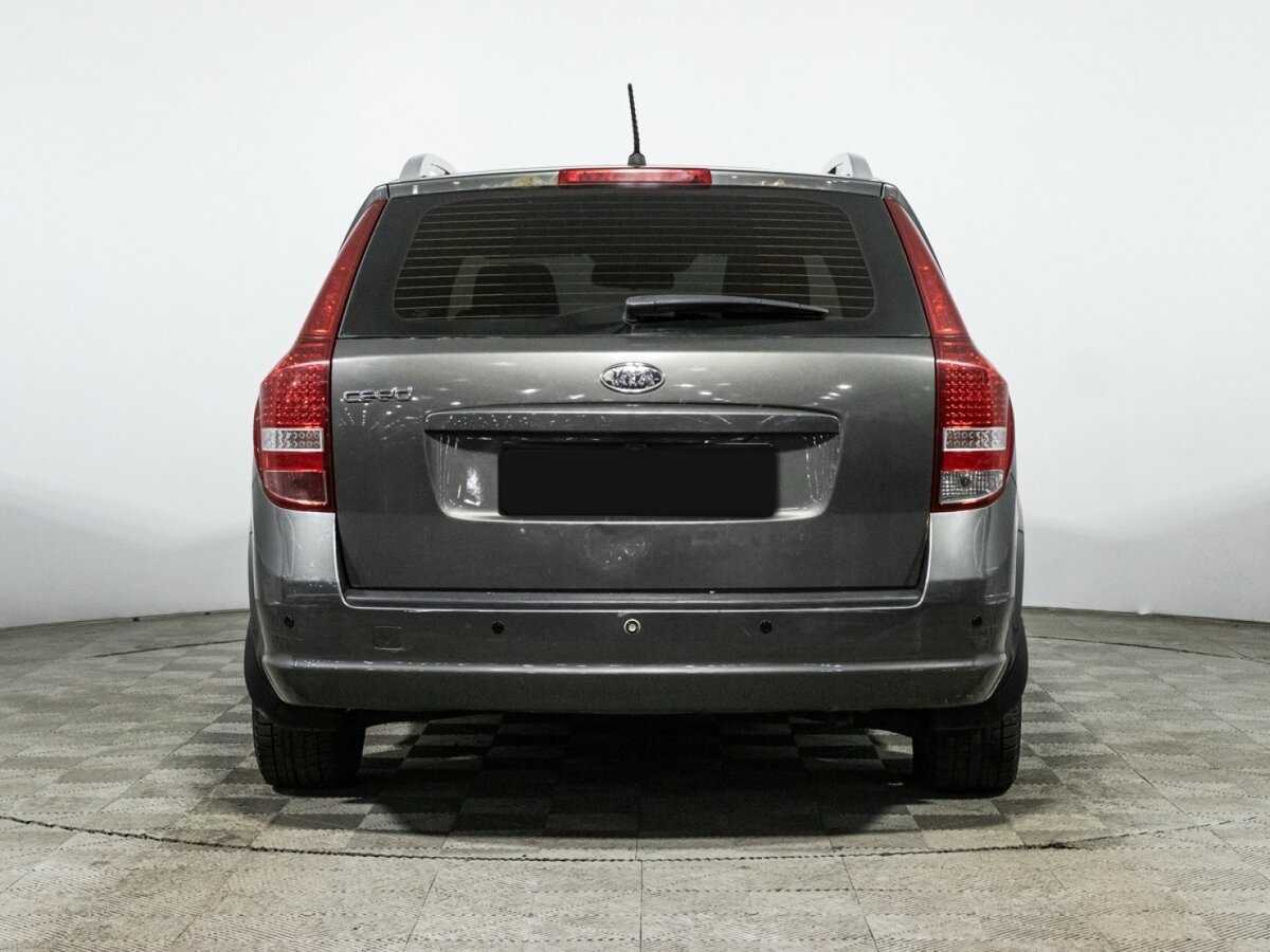 Kia Ceed с пробегом — 2012 год. Фото: #5