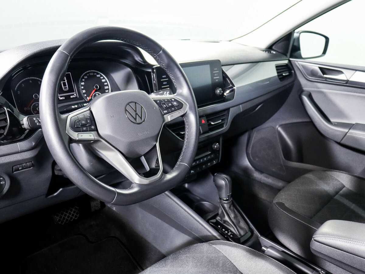 Volkswagen Polo с пробегом — 2021 год. Фото: #13