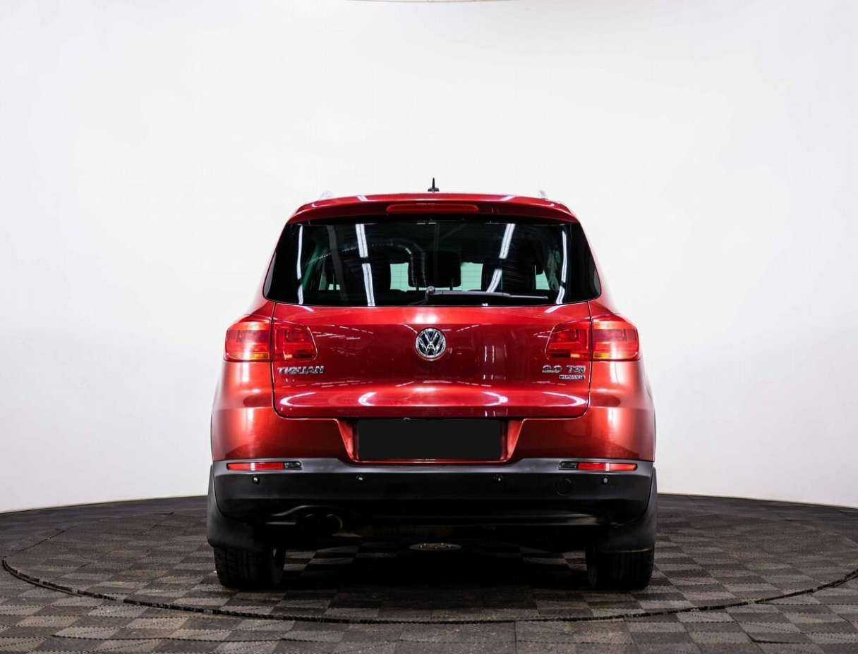 Volkswagen Tiguan с пробегом — 2012 год. Фото: #4