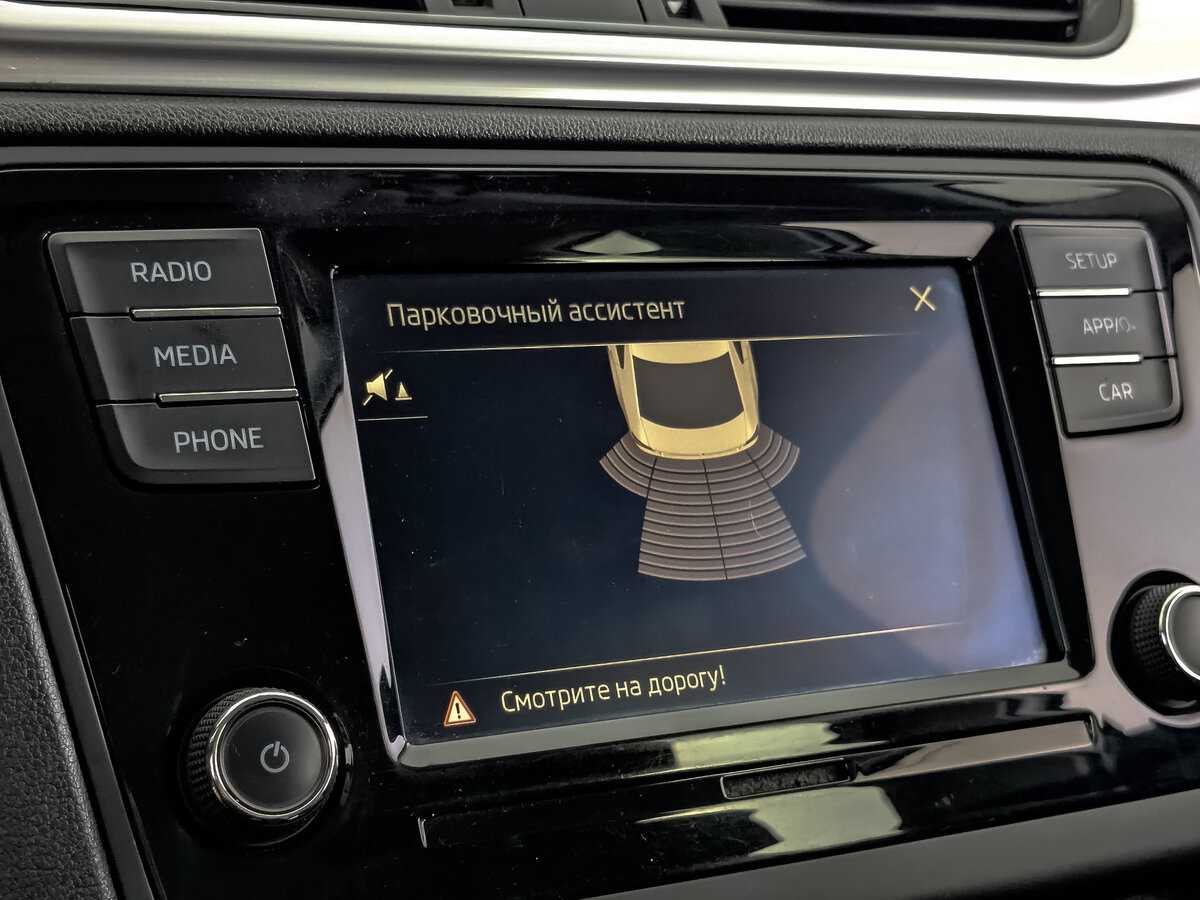 Skoda Rapid с пробегом — 2019 год. Фото: #21