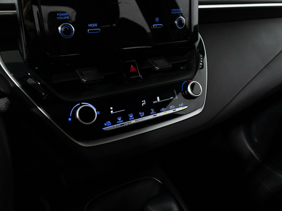 Toyota Corolla с пробегом — 2020 год. Фото: #14