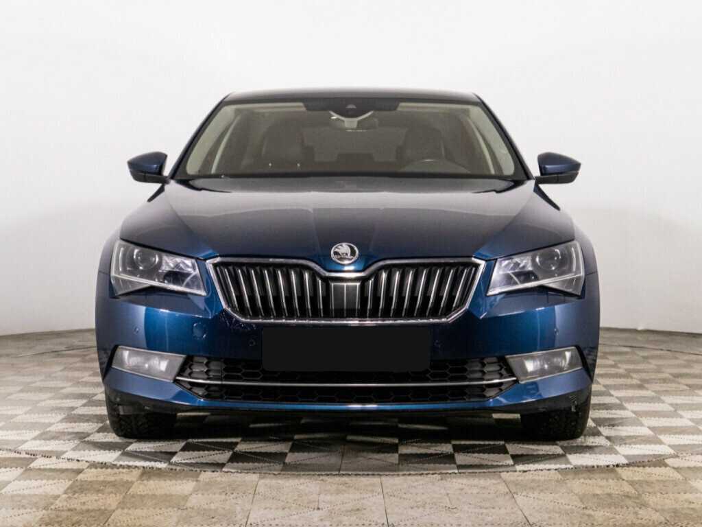 Skoda Superb с пробегом — 2018 год. Фото: #1