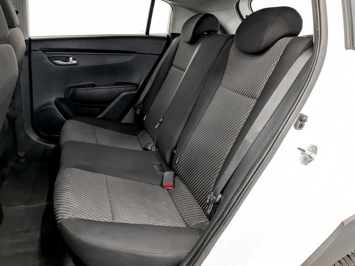 Kia Rio с пробегом — 2020 год. Фото: #10