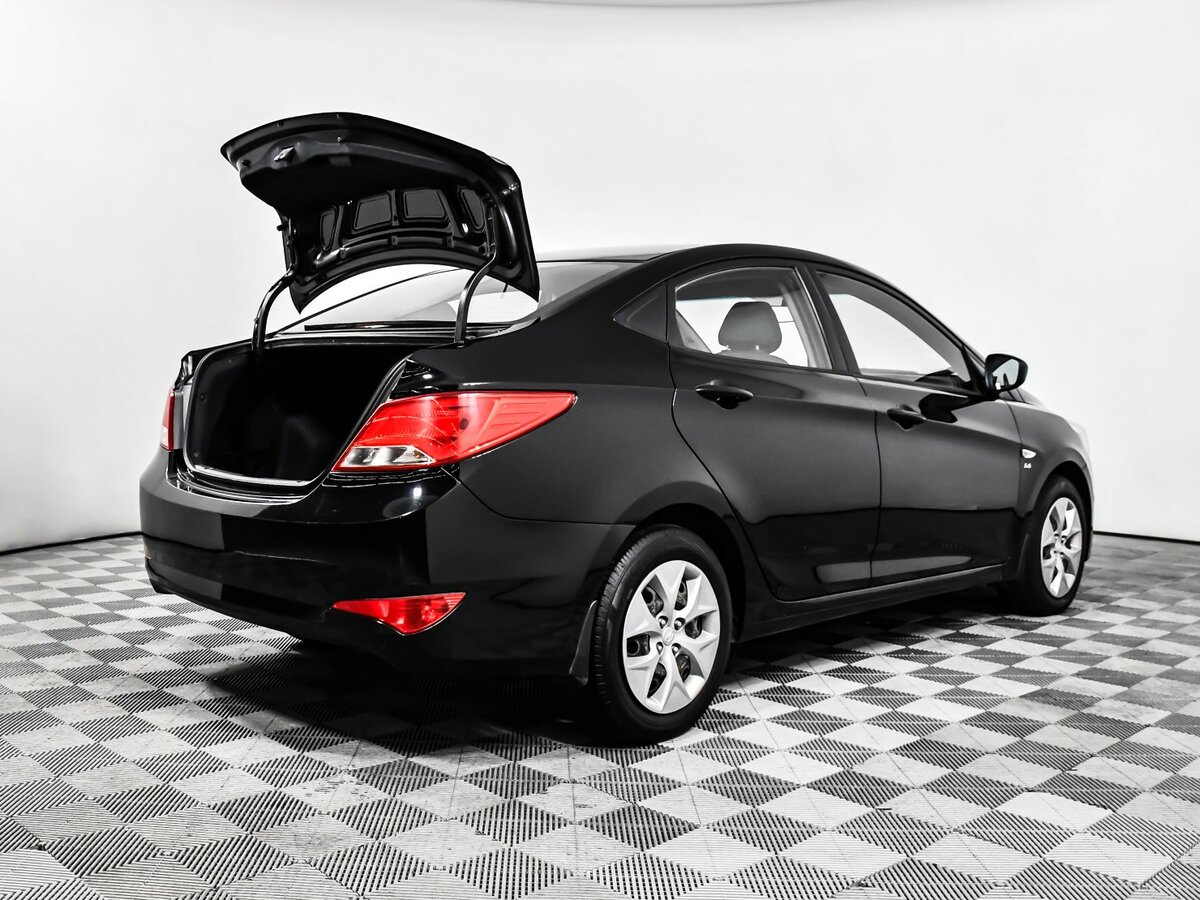 Hyundai Solaris с пробегом — 2016 год. Фото: #13